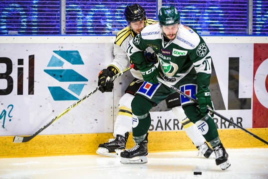 Brynäs Aaron Palushaj och Färjestads Jesse Virtanen