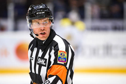Domare Tobias Björk