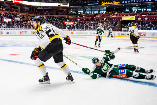 Brynäs Marc Zanetti och Färjestads Per Åslund