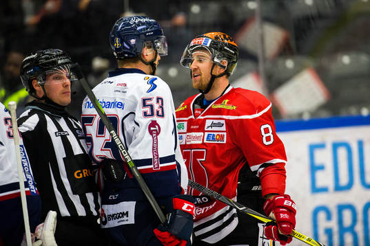 Linköpings Eddie Larsson och Örebros Tyson Spink