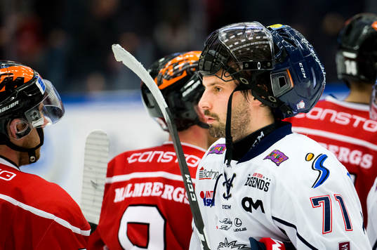 Linköpings Daniel Olsson Trkulja deppar