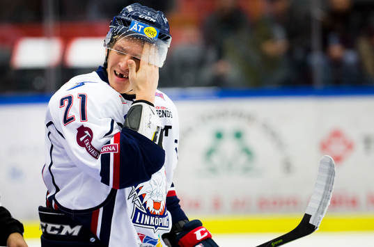 Linköpings Emil Sylvegård deppar