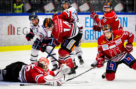 Örebros målvakt Axel Brage