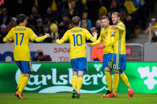 Sveriges Marcus Berg jublar