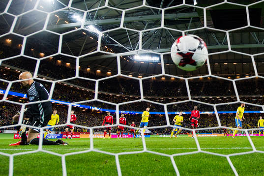 Sveriges Andreas Granqvist gör 6-0