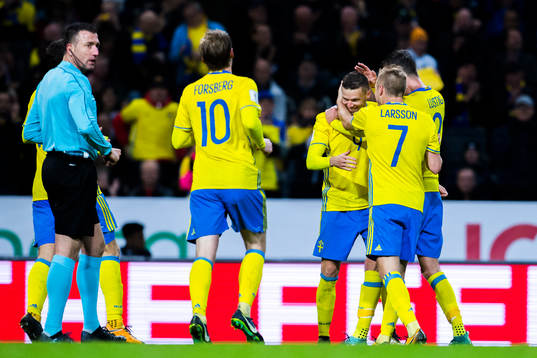Sveriges Marcus Berg jublar
