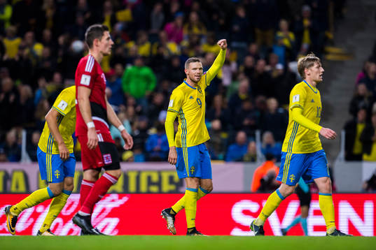 Sveriges Marcus Berg jublar