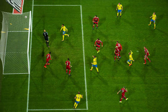 Sveriges Ola Toivonen gör 8-0
