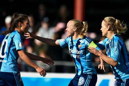 Djurgårdens Mia Jalkerud jublar
