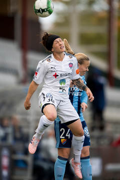 Rosengårds Ella Masar nickar