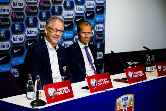 Lars Lagerbäck, head coach of Norway, and Svein Graff,