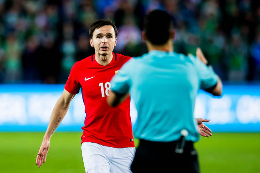 Ole Kristian Selnæs of Norway reacts next to Serhiy Boiko