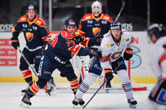 Djurgårdens Patrik Lundh och Växjös Adam Brodecki