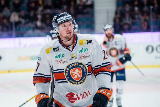 Växjös Martin Lundberg gör 0-1