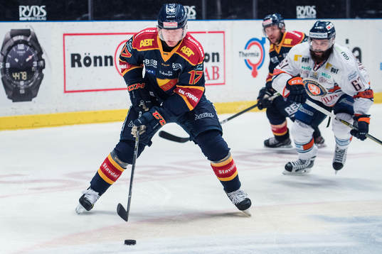 Djurgårdens Henrik Eriksson och Växjös Linus Fröberg
