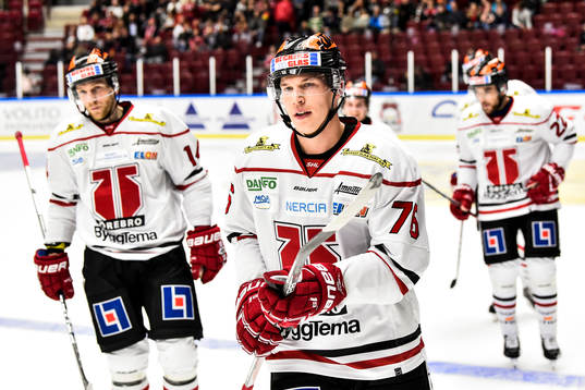 Örebros Jare Sallinen jublar