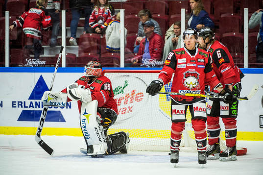 Malmö Redhawks målvakt Oscar Alsenfelt, Jens Olsson och