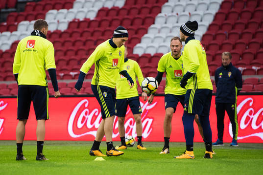 Victor Nilsson Lindelöf, Andreas Granqvist och John