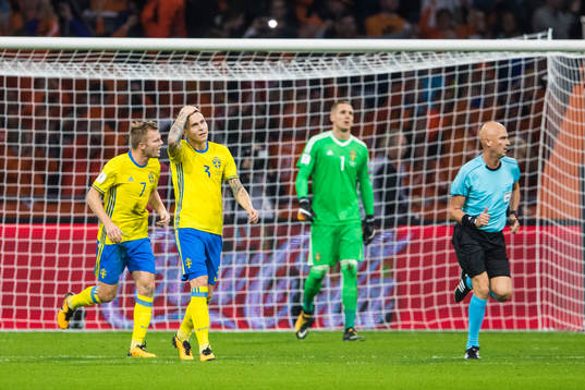 Sveriges Sebastian Larsson, Victor Nilsson Lindelöf och