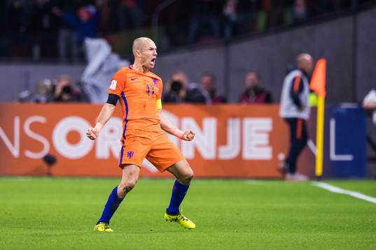 Hollands Arjen Robben jublar