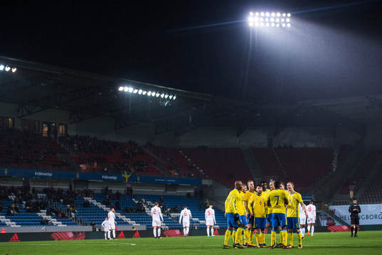 Sveriges spelare jublar