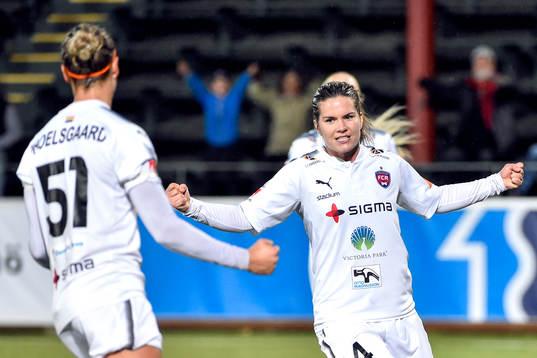 Rosengårds Hanna Folkesson jublar