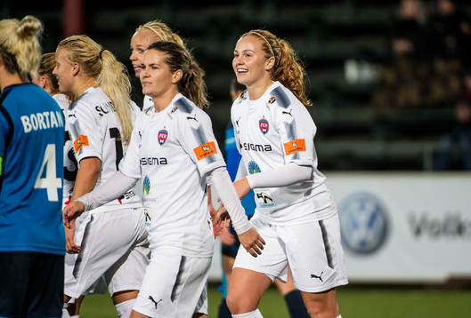 Rosengårds Glodis Perla Viggosdottir jublar