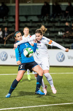 Olimpia Clujs Teodora Meluta mot Rosengårds Hanna Folkesson