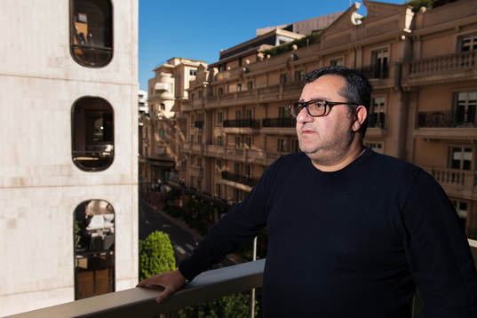 Spelaragenten Mino Raiola som företräder ett stort antal