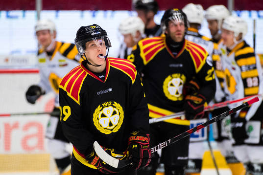 Brynäs Daniel Mannberg  deppar