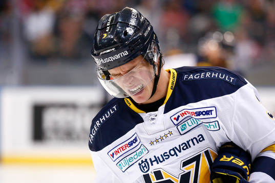 s Jacob Cederholm grimaserar
