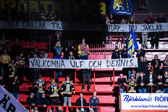 Supportrar välkomnar nya tränarduon före