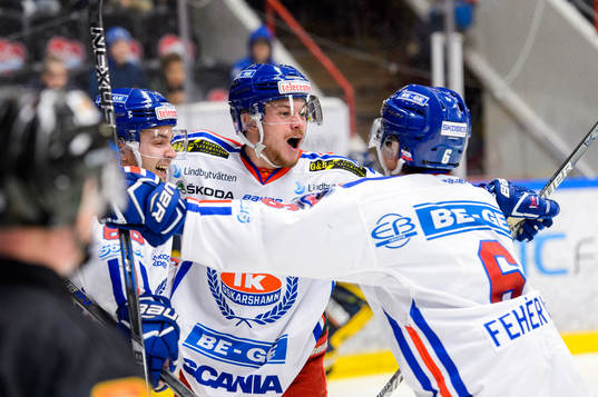 Oskarshamns Lucas Elvenes jublar