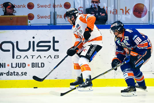Karlskronas Cory Murphy och Växjös Adam Brodecki