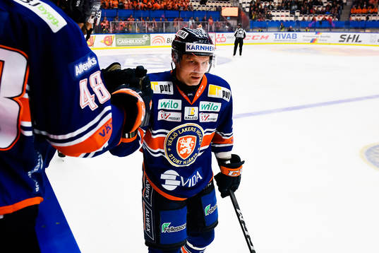 Växjös Janne Pesonen jublar