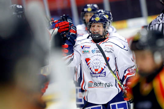 Linköpings Nicoline Söndergaard Jensen jublar