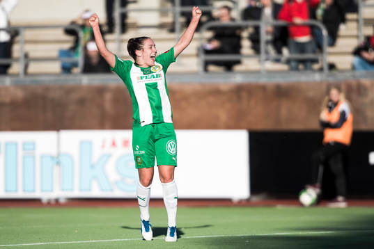 Hammarbys Alma Nygren jublar