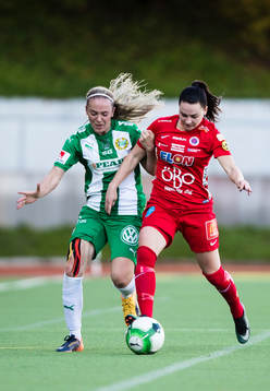 Hammarbys Cathrine Dahlström och Örebros Emma Jansson