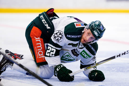 Färjestads Per Åslund ligger ner