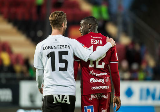Örebros Martin Lorentzson och Östersunds Ken Sema