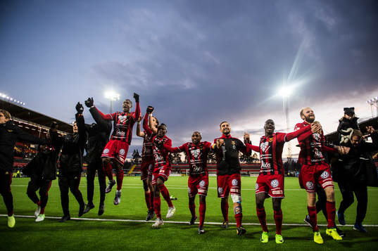 Östersund firar segern i fotbollsmatchen i Allsvenskan