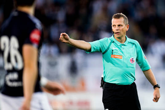Trygve Kjensli, referee