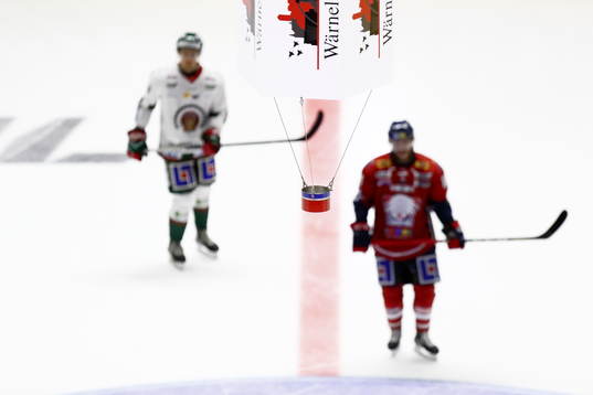 Pucken levereras till nedsläpp