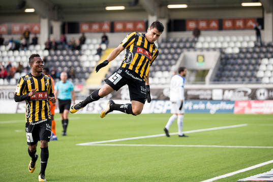 Häckens Paulinho jublar