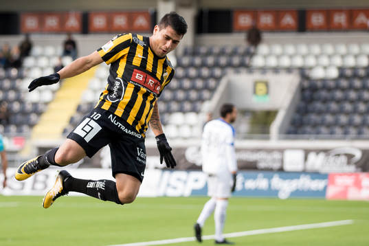 Häckens Paulinho jublar