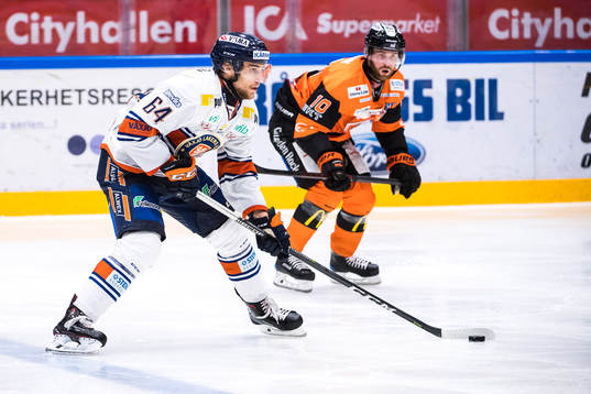 Växjös Eric Martinsson   och Karlskronas Mattias Guter