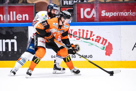 under ishockeymatchen i SHL mellan Karlskrona och Växjö