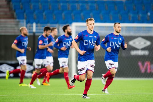 Ivan Tarek Fjellstad Näsberg of Vålerenga celebrates 2-0