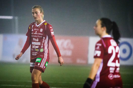 Piteås Julia Karlenäs deppar