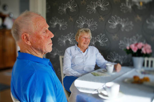 Hemma hos Lars och Britt Tinnerholm - farfar och farmor